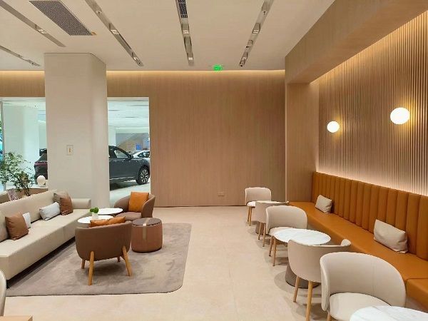 蔚來新能源汽車(chē)展廳